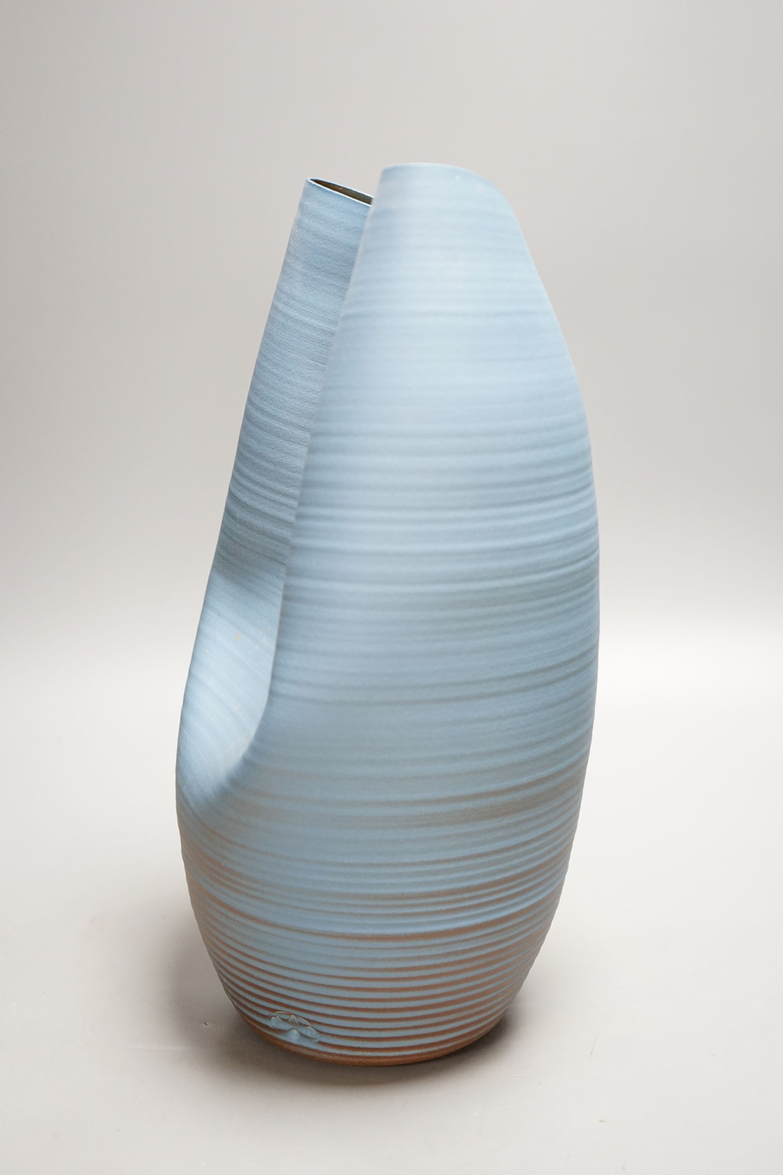 Nicholas Arroyave-Portela (b.1972), a thrown ‘crumpled’ ceramic vase 37cm